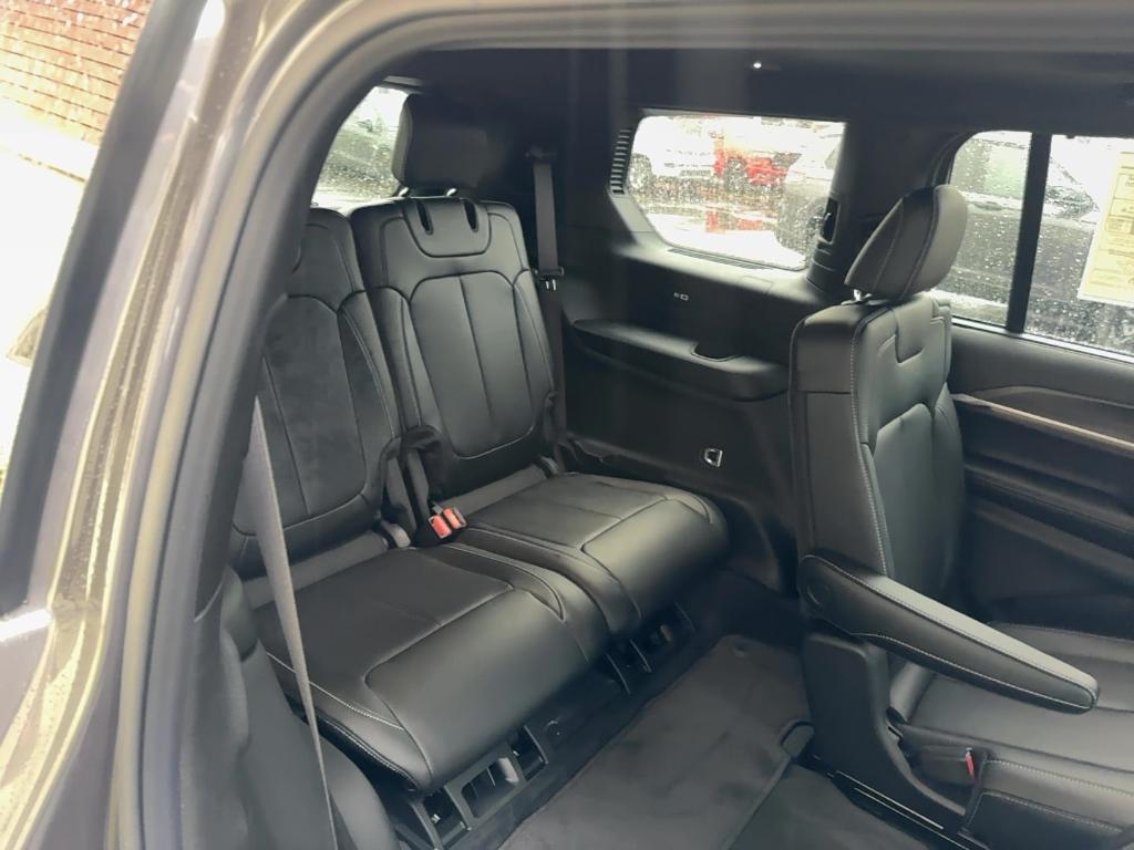 new 2025 Jeep Grand Cherokee L car, priced at $53,682