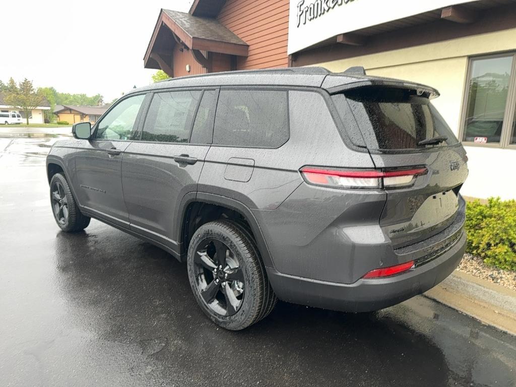 new 2025 Jeep Grand Cherokee L car, priced at $53,682