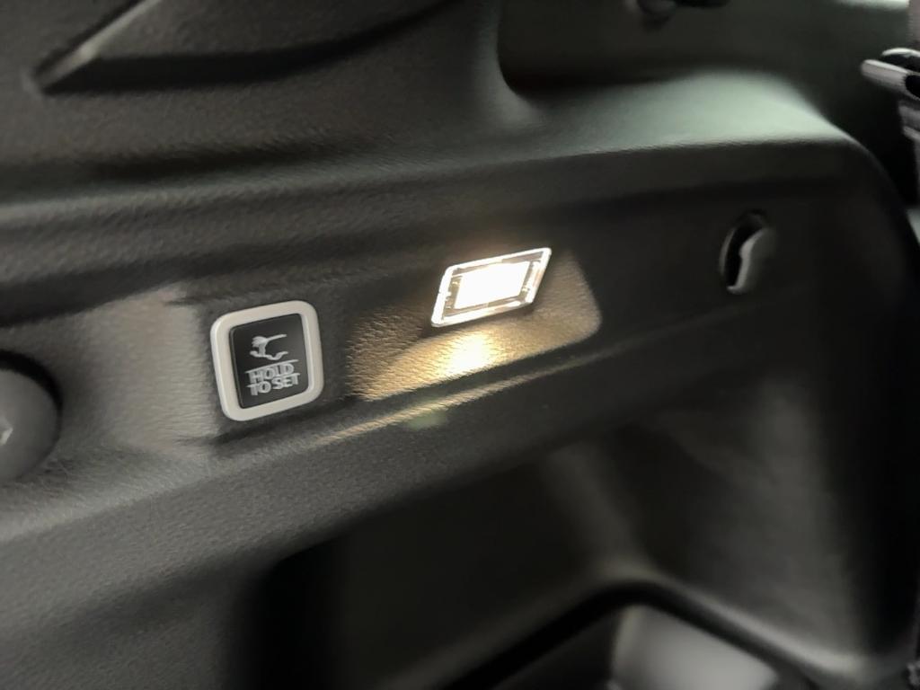 new 2025 Jeep Grand Cherokee L car, priced at $53,682