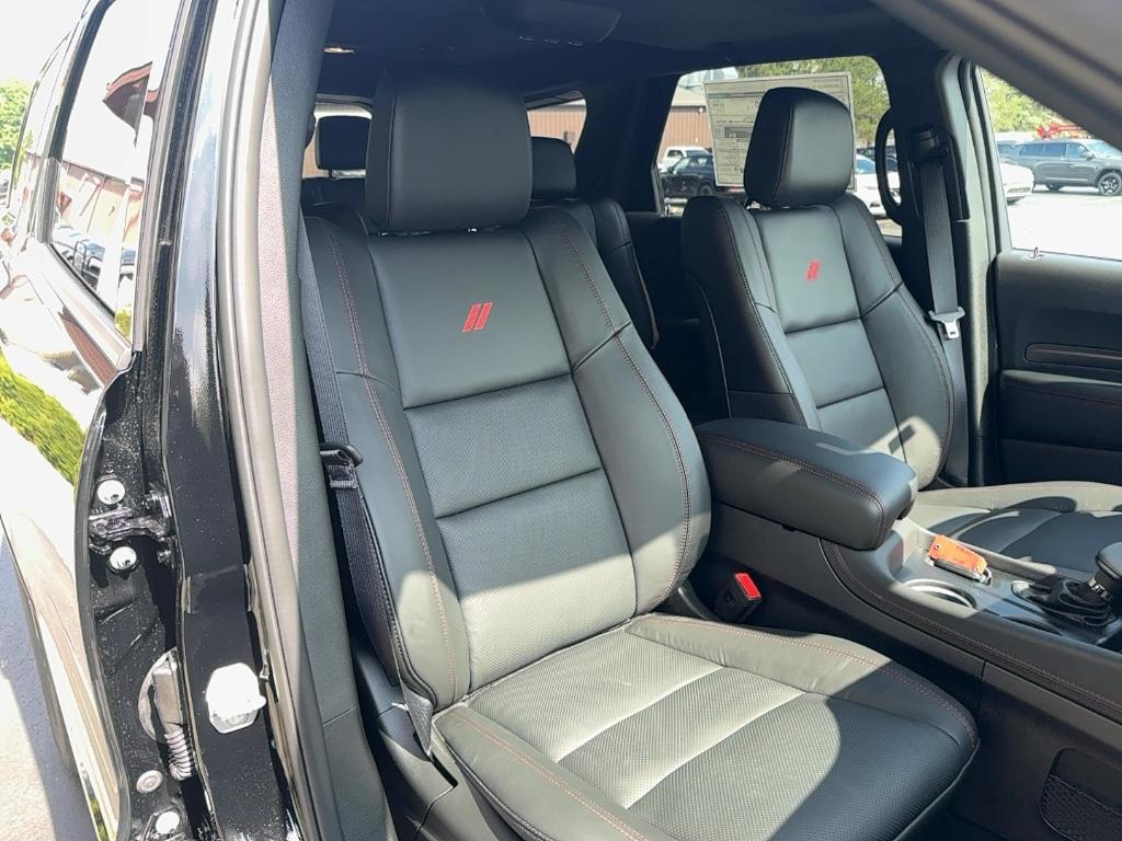 new 2025 Dodge Durango car, priced at $43,915