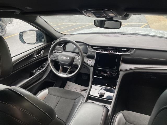 used 2024 Jeep Grand Cherokee L car, priced at $33,995