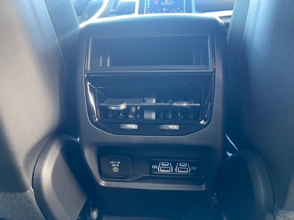 new 2025 Jeep Grand Cherokee car, priced at $37,096