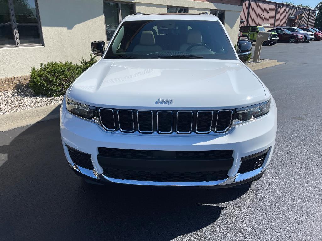 new 2025 Jeep Grand Cherokee L car, priced at $42,546