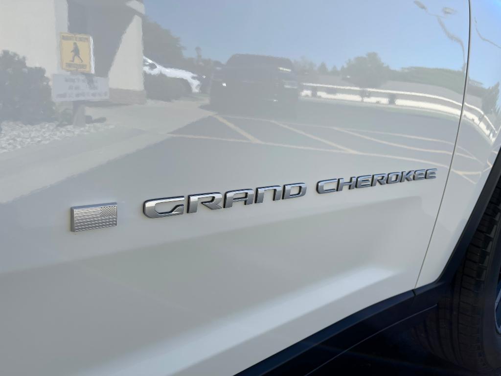 new 2025 Jeep Grand Cherokee L car, priced at $42,546