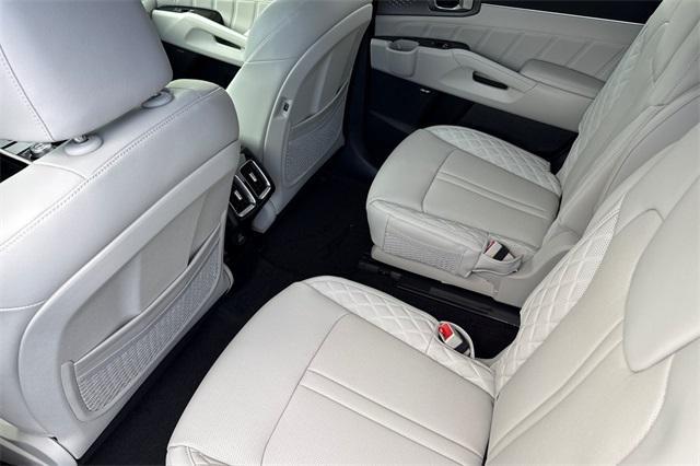 new 2026 Kia Sorento Plug-In Hybrid car, priced at $55,345