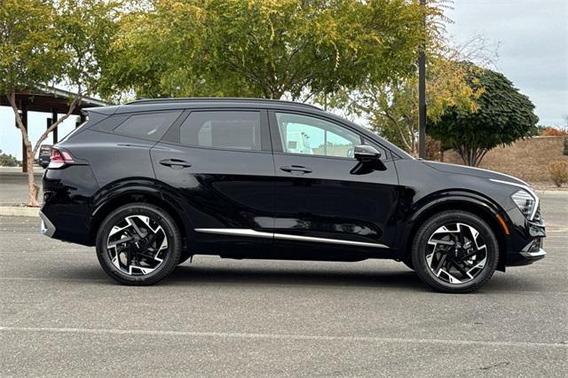 new 2025 Kia Sportage car, priced at $38,300