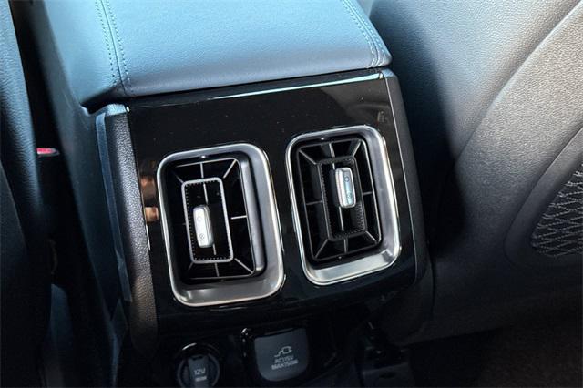 new 2025 Kia Sorento Hybrid car, priced at $48,825