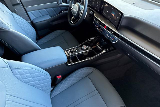 new 2025 Kia Sorento Hybrid car, priced at $48,825