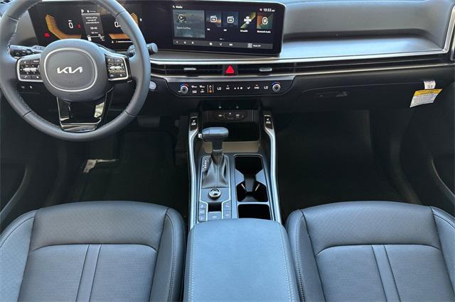 new 2025 Kia Sorento car, priced at $42,345