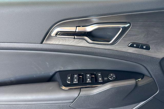 new 2025 Kia Sportage car, priced at $46,040