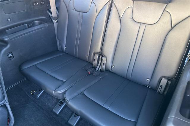 new 2026 Kia Sorento Hybrid car, priced at $49,045