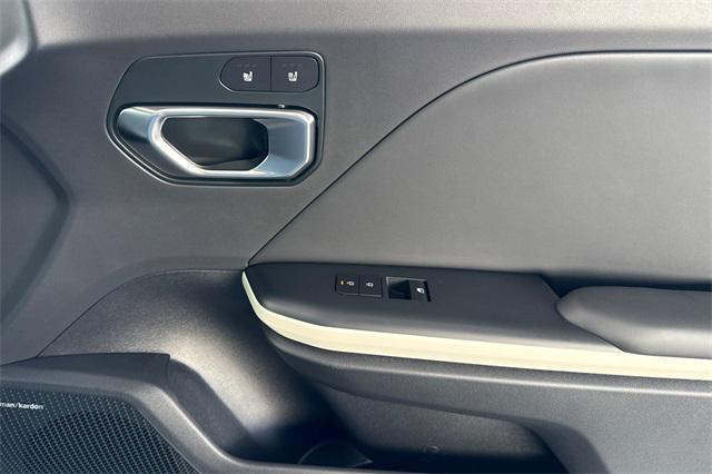 new 2025 Kia K4 car, priced at $28,385