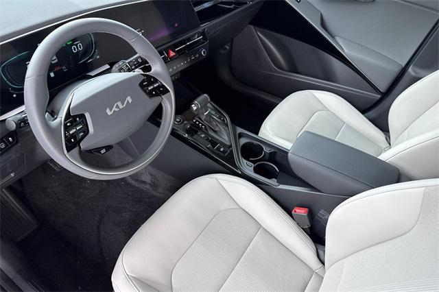 new 2025 Kia Niro car, priced at $32,105