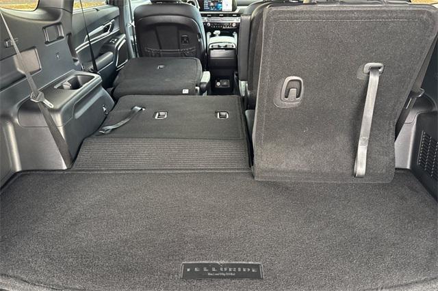 used 2025 Kia Telluride car, priced at $47,987