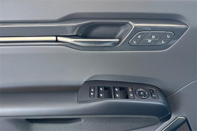 new 2026 Kia EV9 car, priced at $74,515