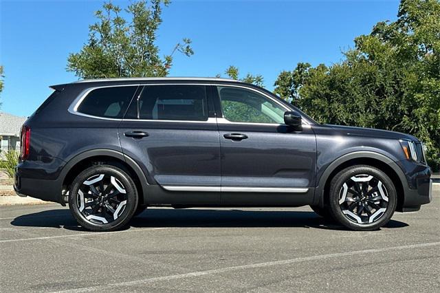 new 2025 Kia Telluride car, priced at $41,185