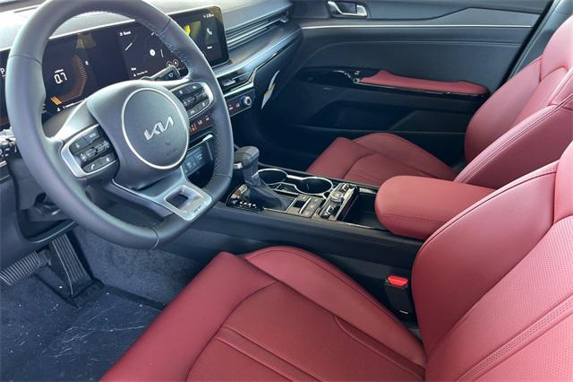 new 2026 Kia K5 car, priced at $32,080