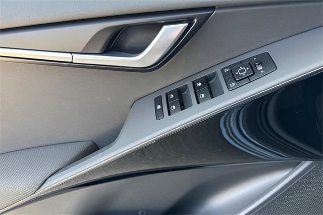 new 2025 Kia Niro Plug-In Hybrid car, priced at $36,760