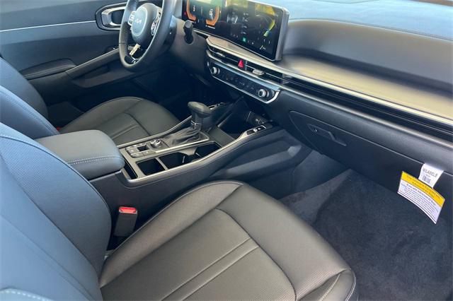 new 2025 Kia Sorento car, priced at $38,325