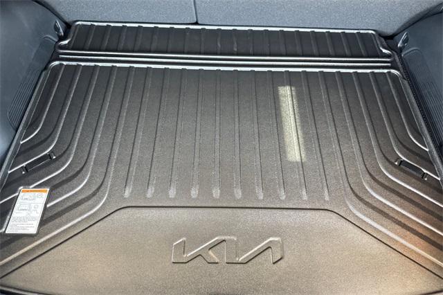 new 2025 Kia Niro car, priced at $32,385