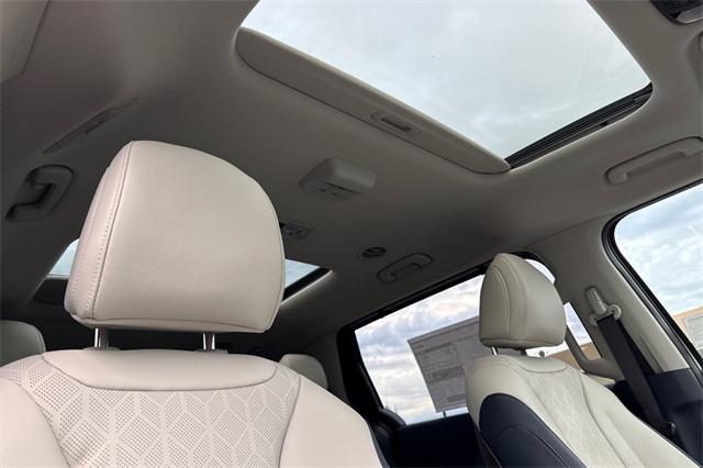 new 2026 Kia Carnival Hybrid car, priced at $50,795