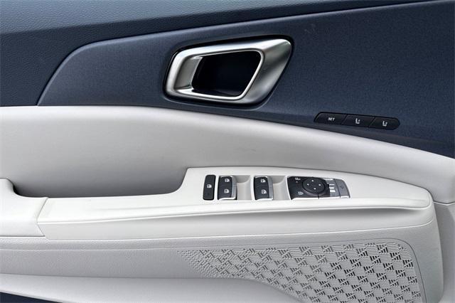 new 2026 Kia Carnival Hybrid car, priced at $50,795