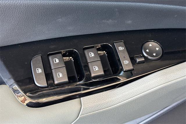 new 2025 Kia Sportage car, priced at $41,690
