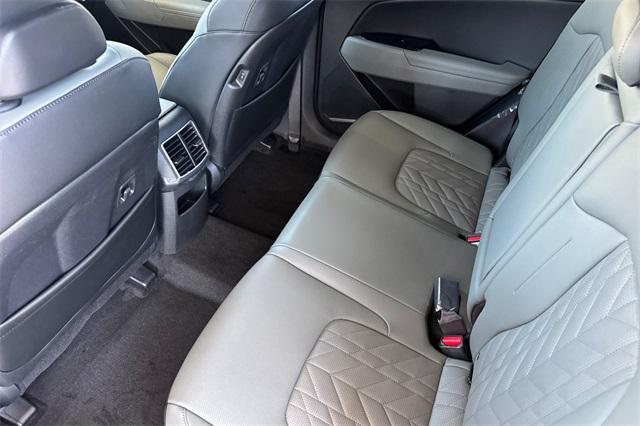 new 2025 Kia Sportage car, priced at $41,690