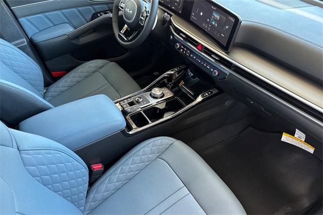 new 2025 Kia Sorento Hybrid car, priced at $48,825
