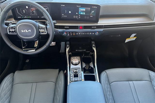 new 2025 Kia Sorento Hybrid car, priced at $48,825