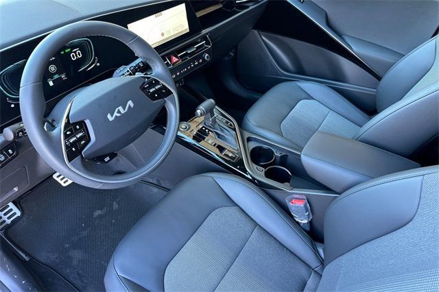 new 2025 Kia Niro car, priced at $34,375