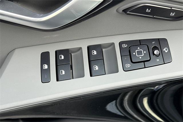 new 2025 Kia Niro car, priced at $34,985