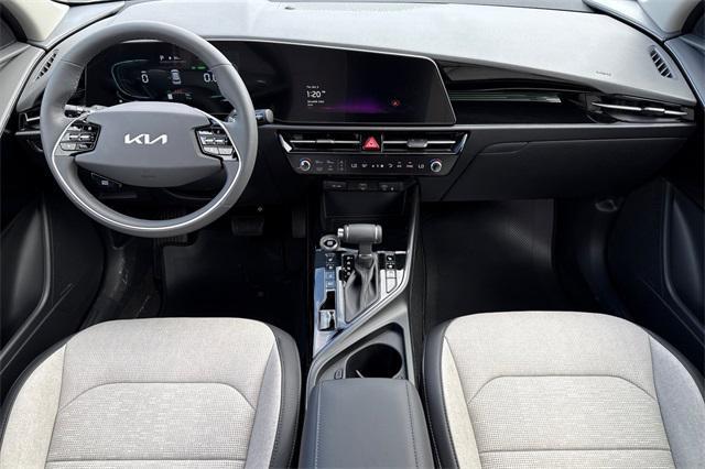 new 2025 Kia Niro car, priced at $34,985