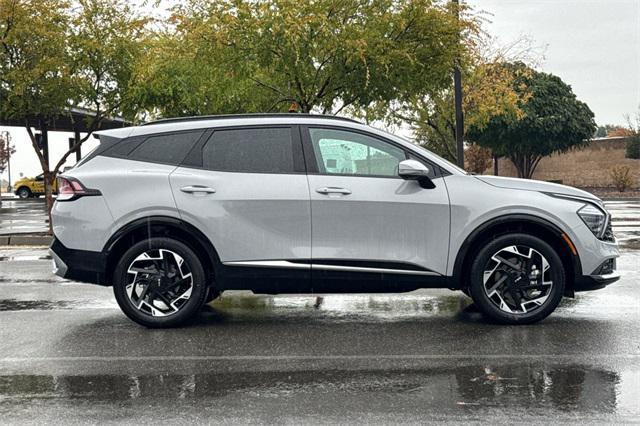 new 2025 Kia Sportage car, priced at $38,595