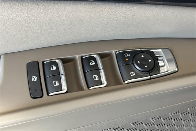 new 2026 Kia Carnival car, priced at $38,920