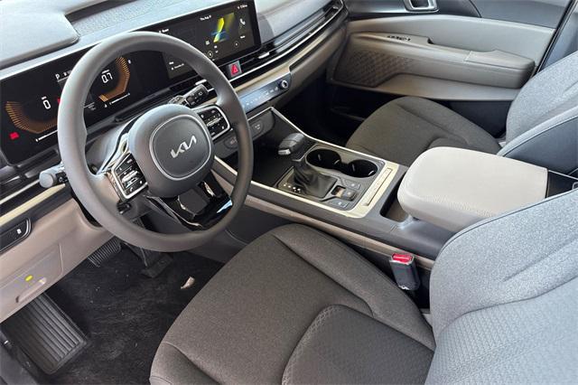 new 2026 Kia Carnival car, priced at $38,920