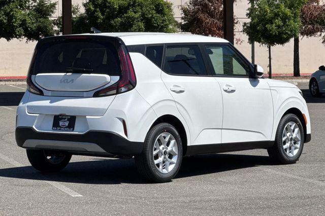 new 2025 Kia Soul car, priced at $24,730