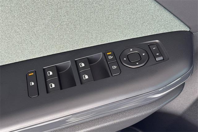 new 2025 Kia K4 car, priced at $25,560