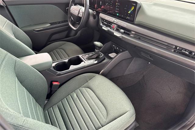 new 2025 Kia K4 car, priced at $25,560
