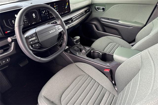 new 2025 Kia K4 car, priced at $25,560