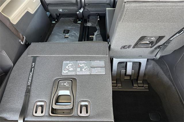 new 2026 Kia Carnival car, priced at $48,285