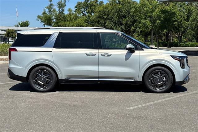 new 2026 Kia Carnival car, priced at $48,285