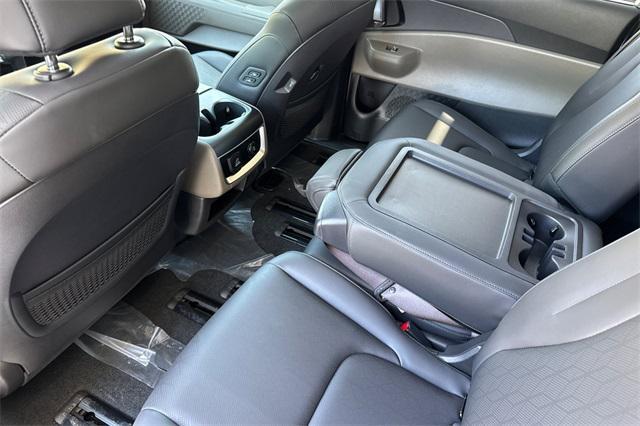 new 2026 Kia Carnival car, priced at $48,285