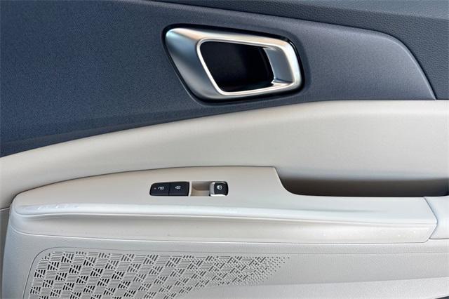 new 2026 Kia Carnival car, priced at $43,385