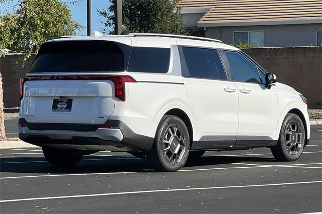 new 2026 Kia Carnival Hybrid car, priced at $45,180