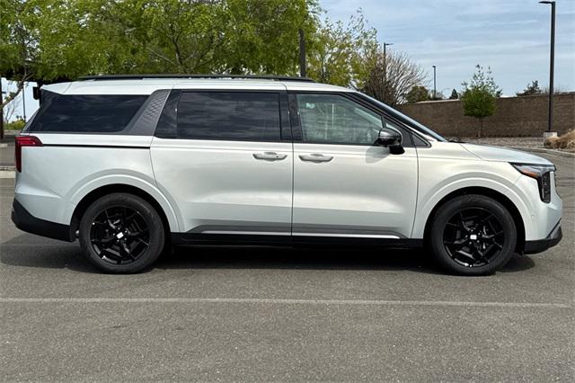 new 2025 Kia Carnival Hybrid car, priced at $53,245