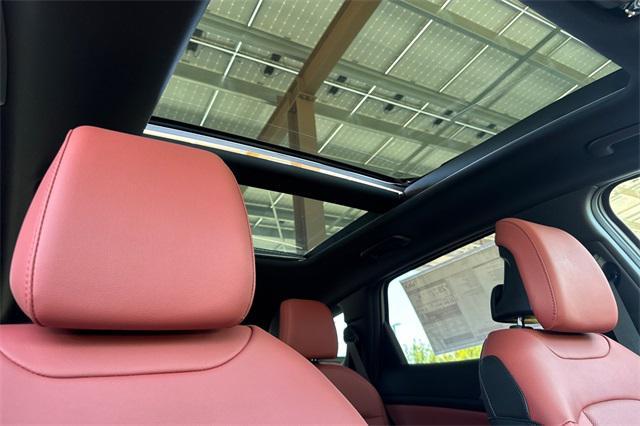 new 2025 Kia Sportage car, priced at $36,955