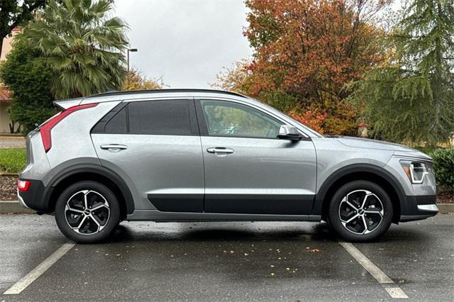 new 2025 Kia Niro car, priced at $31,585