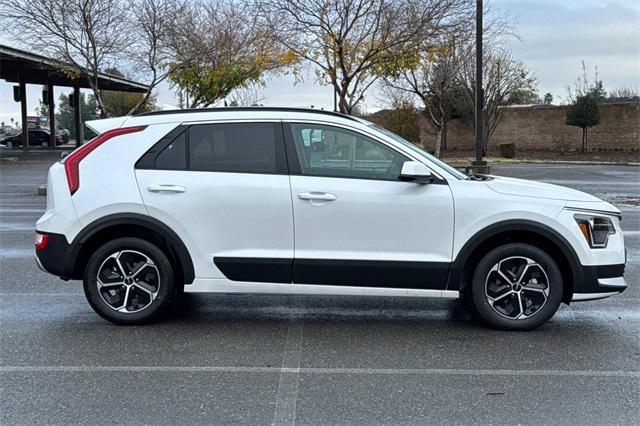 new 2025 Kia Niro car, priced at $29,285