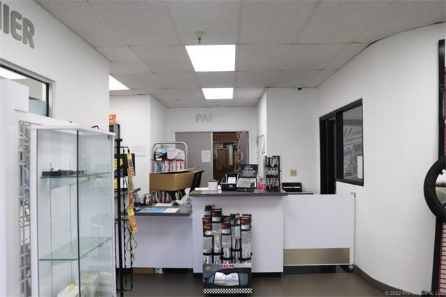 used 2018 Chrysler Pacifica car, priced at $10,799